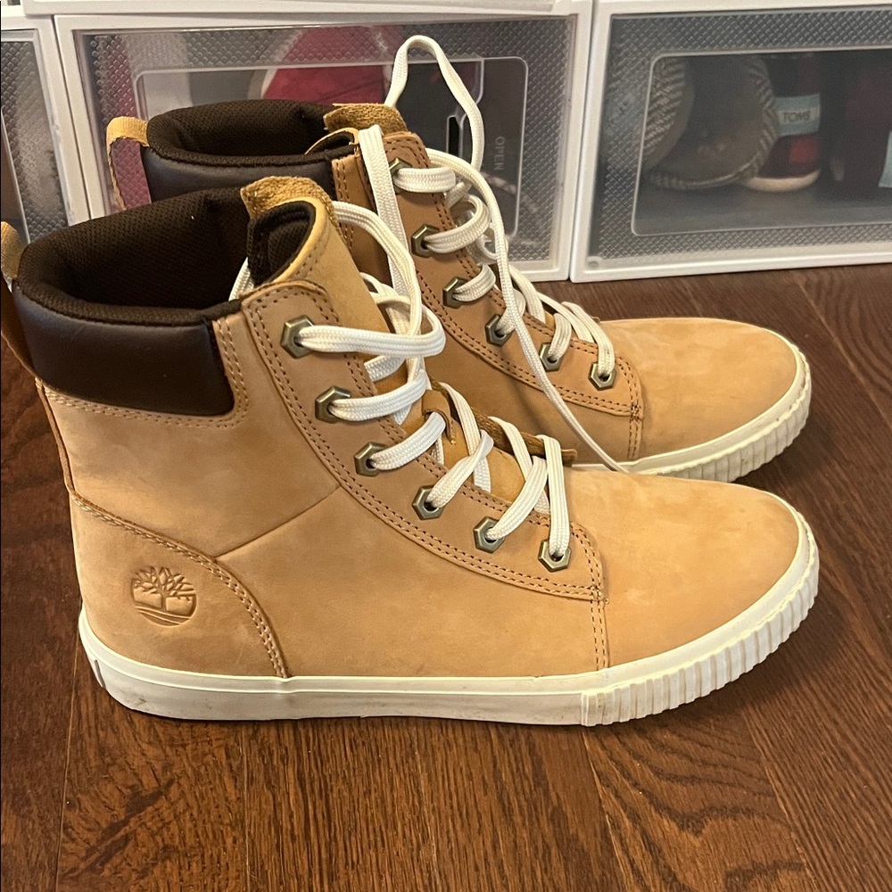 Timberland Light Brown High-Top Boots